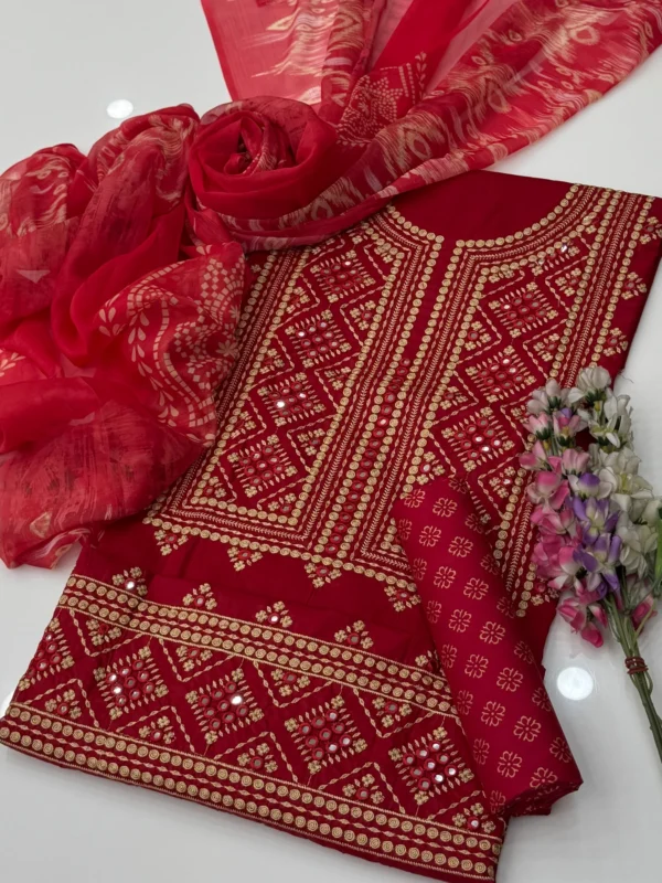 Presenting Handmade Style Blouchi Embroidery Lawn 3 Pc Dress